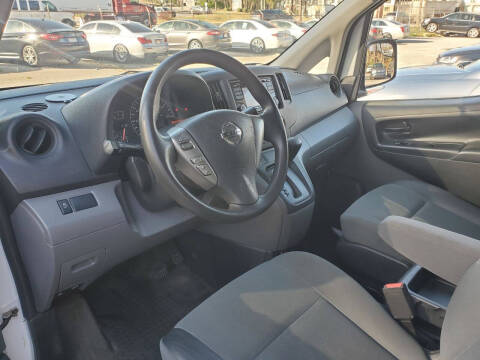 2019 Nissan NV200 SV