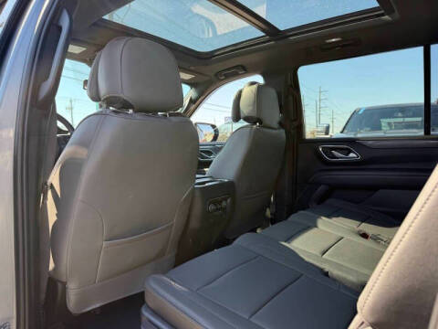 2022 Chevrolet Suburban RST