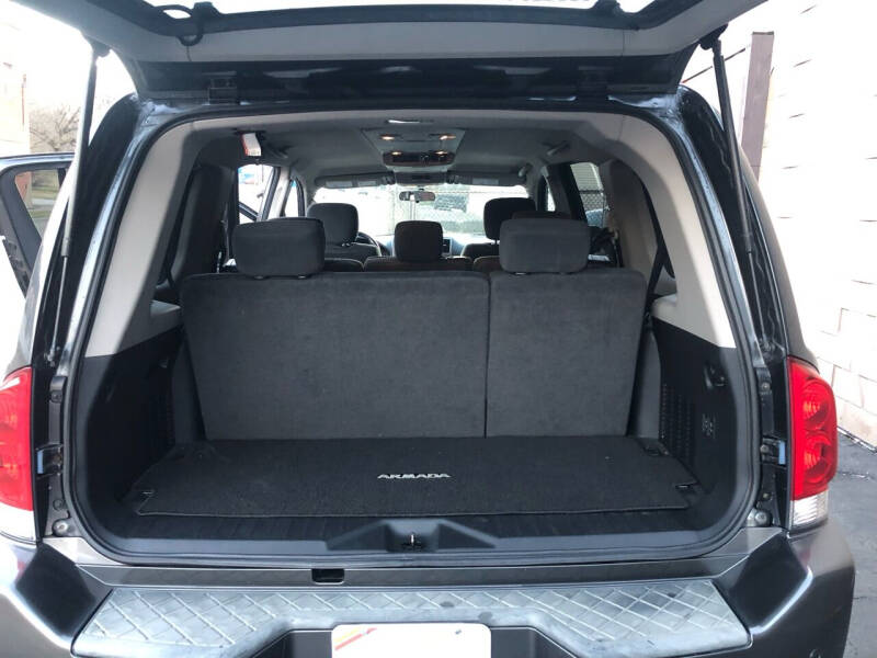 2010 Nissan Armada SE