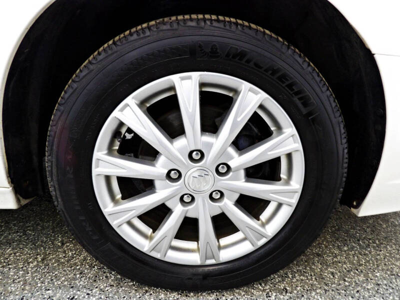 2011 Buick Lucerne CX