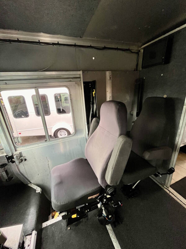 2016 Freightliner MT55 Chassis