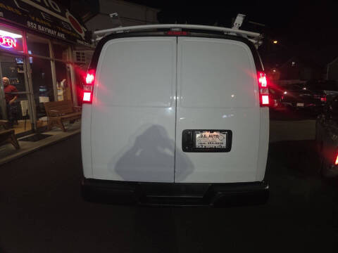 2019 Chevrolet Express 2500