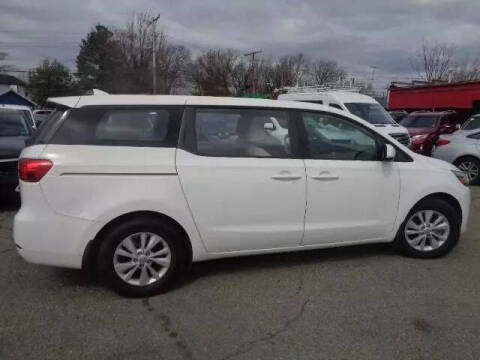 2016 Kia Sedona L