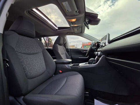 2021 Toyota RAV4 Hybrid XLE