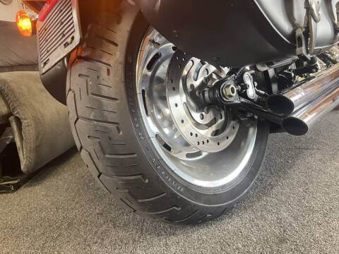 2008 Harley-Davidson FXSTC