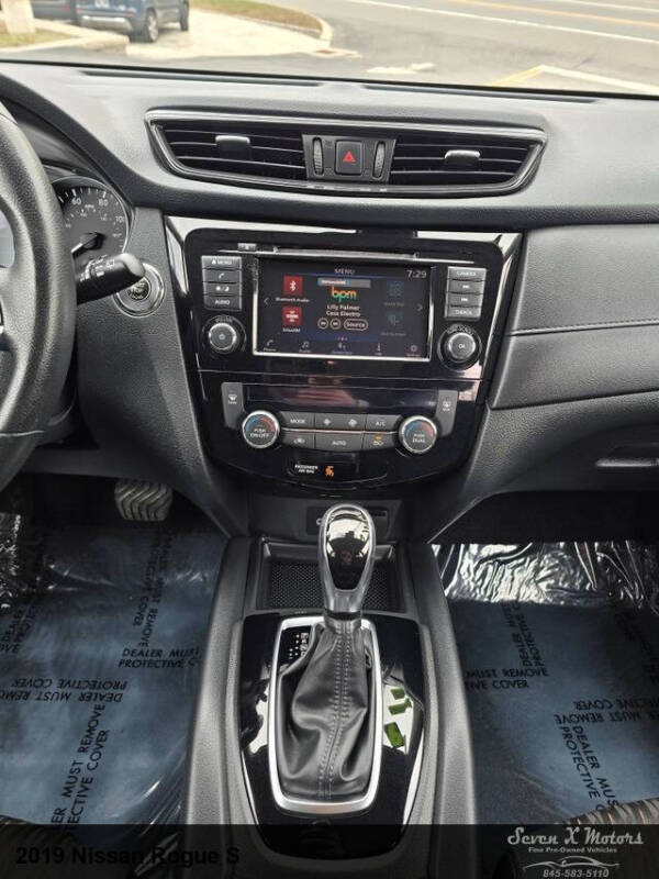 2019 Nissan Rogue S