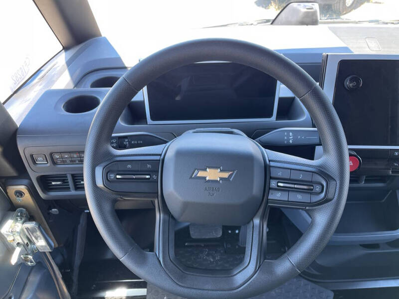 2025 Chevrolet BrightDrop 400