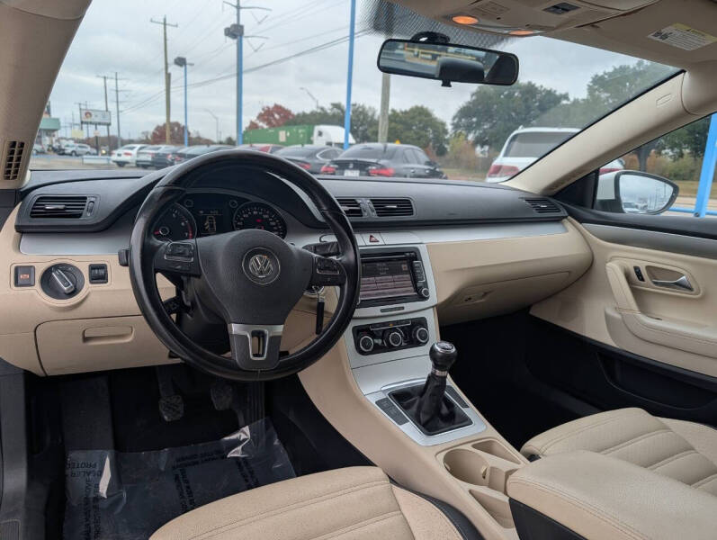 2011 Volkswagen CC Sport