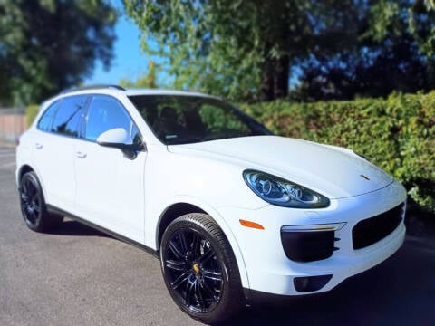 2017 Porsche Cayenne for sale at California Diversified Venture in Livermore CA