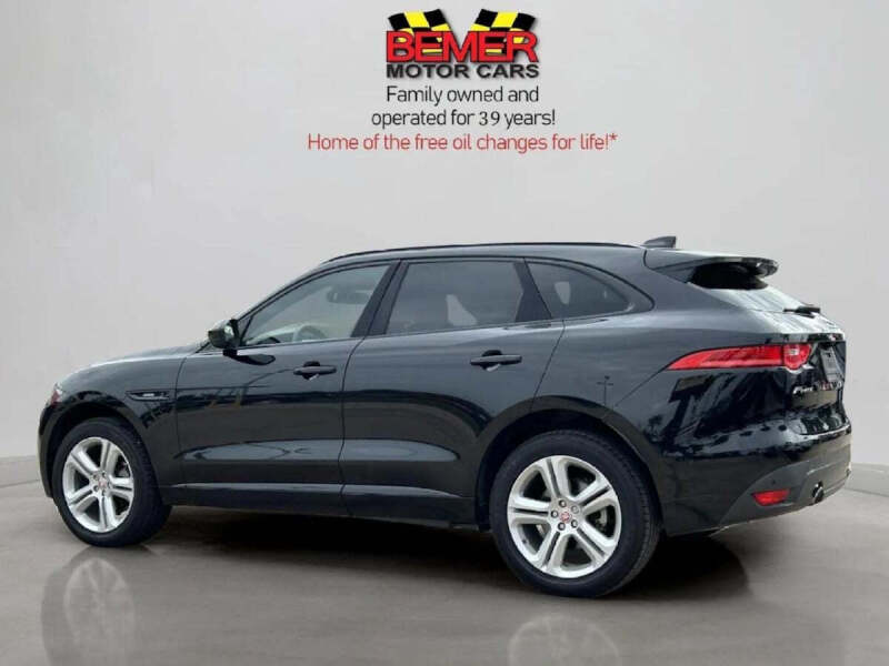 2018 Jaguar F-PACE 25t R-Sport