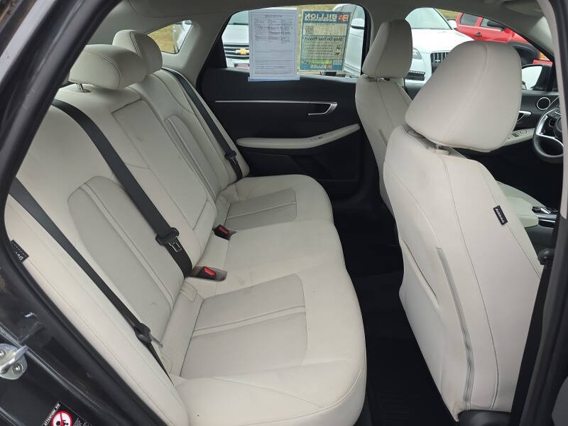 2022 Hyundai Sonata SEL