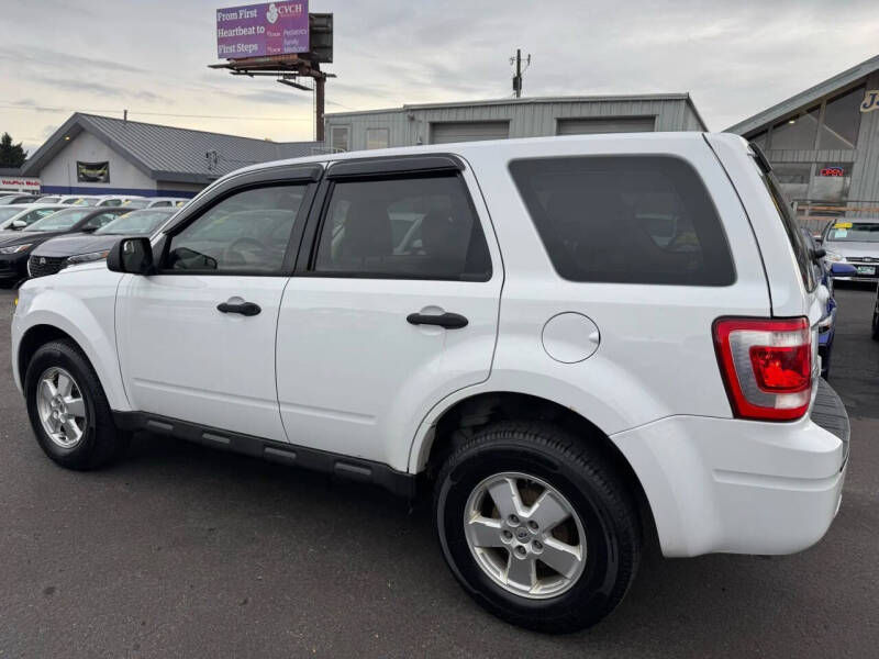 2011 Ford Escape XLS