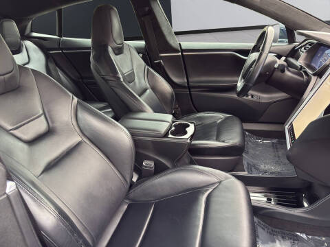 2015 Tesla Model S 85D