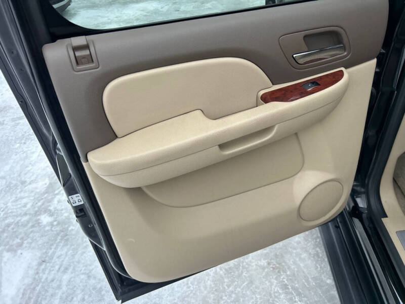 2012 Chevrolet Avalanche LTZ