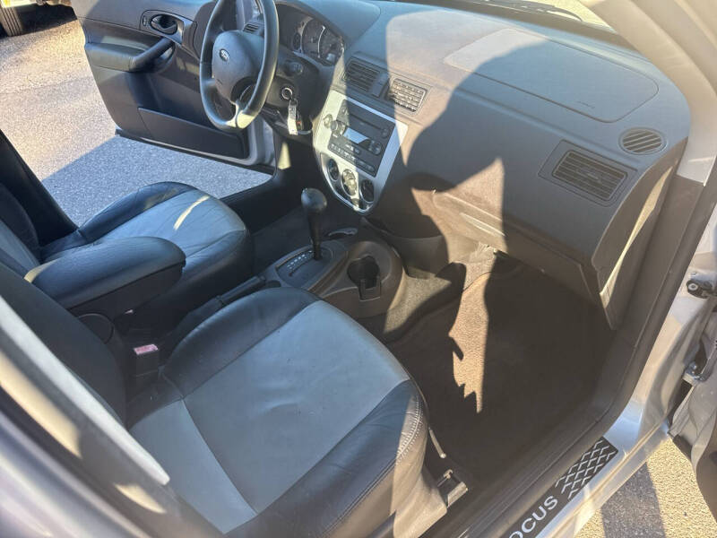 2007 Ford Focus ZX4 SE