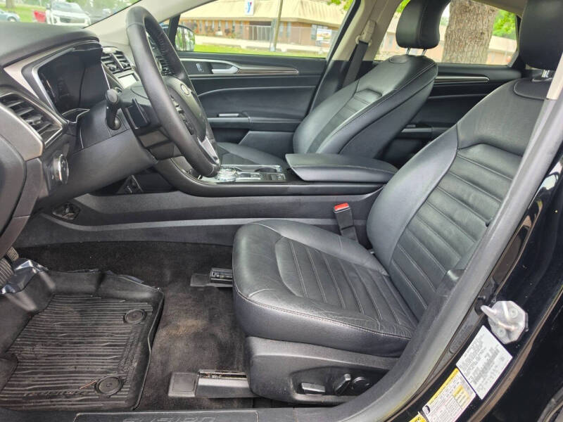 2018 Ford Fusion SE