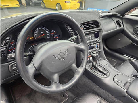 2004 Chevrolet Corvette