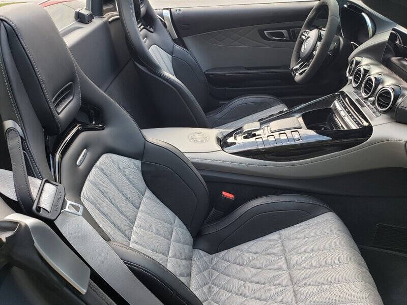 2020 Mercedes-Benz AMG GT 5