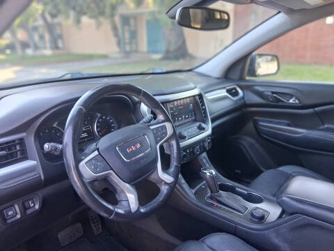 2018 GMC Acadia SLT-1