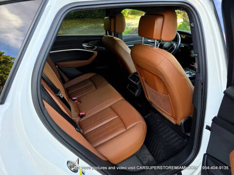 2021 Audi e-tron quattro Premium