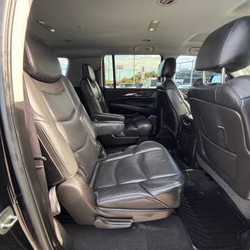 2016 Cadillac Escalade ESV Standard