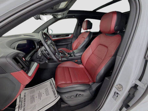 2024 Porsche Cayenne