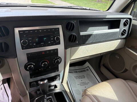 2008 Jeep Commander Sport