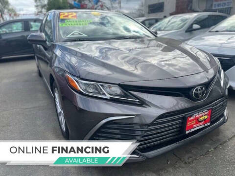 2022 Toyota Camry LE