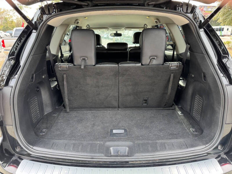 2018 Nissan Pathfinder SL