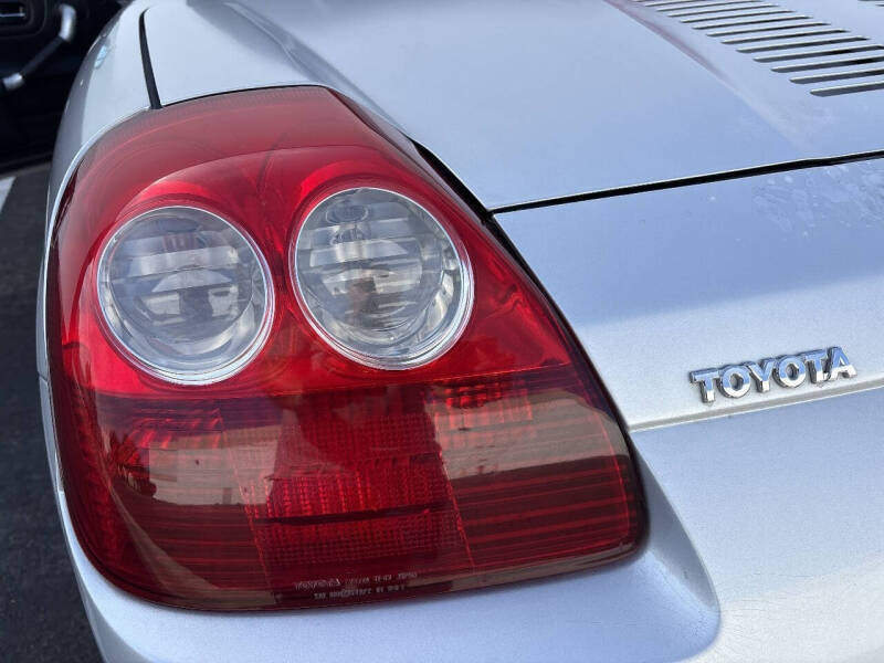 2003 Toyota MR2 Spyder