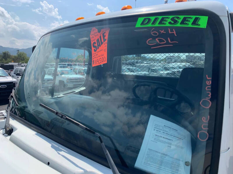 2011 Freightliner M2 112V