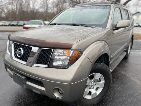 2006 Nissan Pathfinder for sale at Car Castle in Zion IL