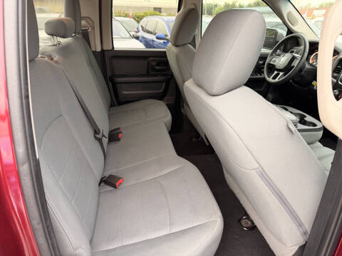 2017 RAM 1500 Express