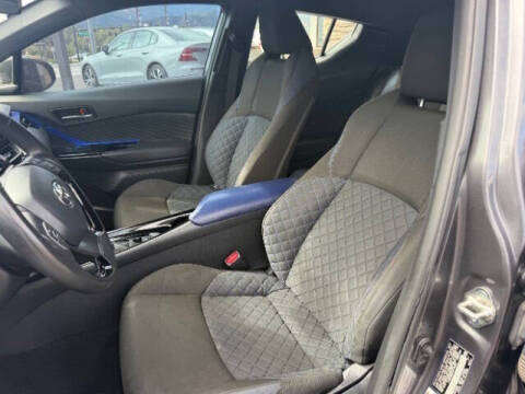 2021 Toyota C-HR XLE