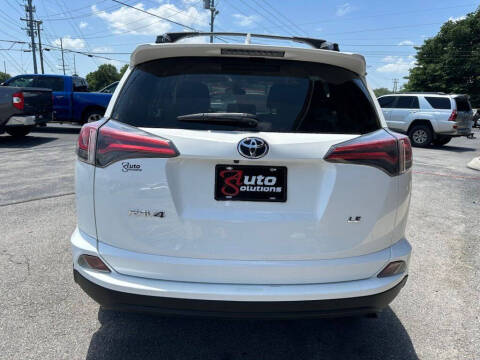 2018 Toyota RAV4 LE