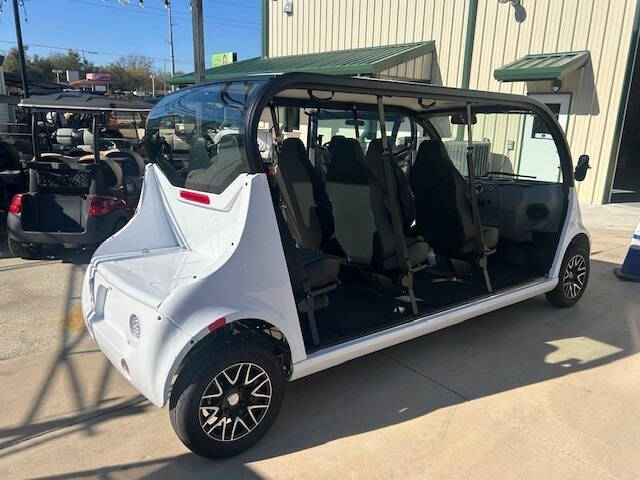 2024 GEM e6 Passenger LSV Electric