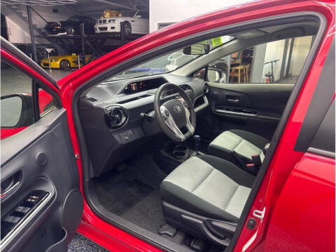 2015 Toyota Prius c