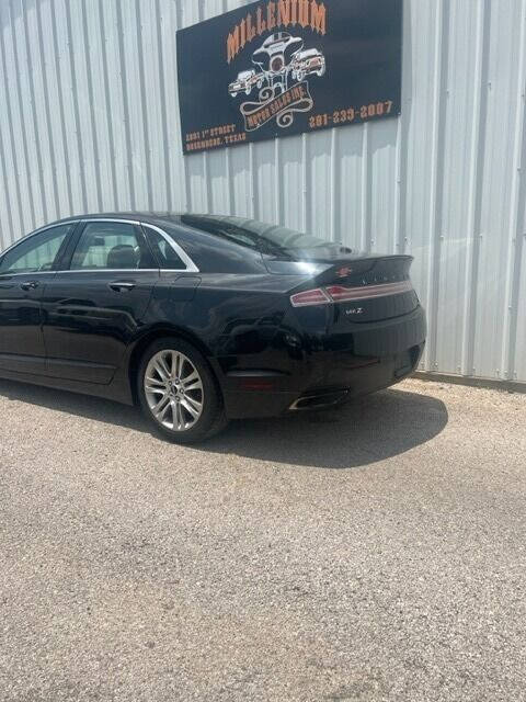 Black 2014 Lincoln MKZ Base 4dr Sedan 5
