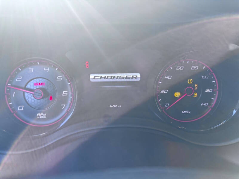 2019 Dodge Charger SXT