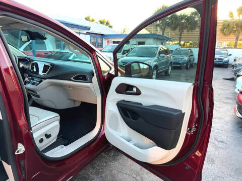 2020 Chrysler Pacifica Limited