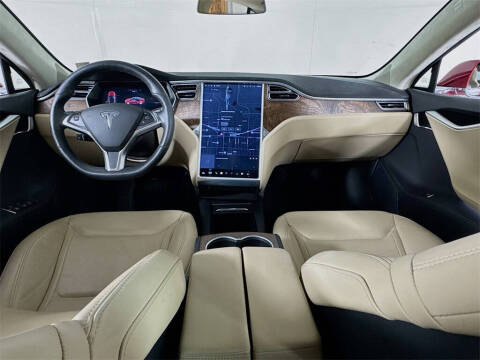 2016 Tesla Model S 75D