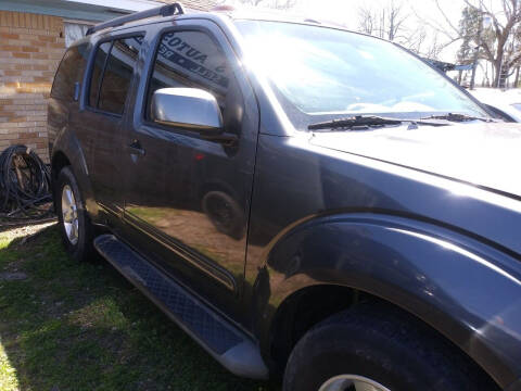 2008 Nissan Pathfinder SE