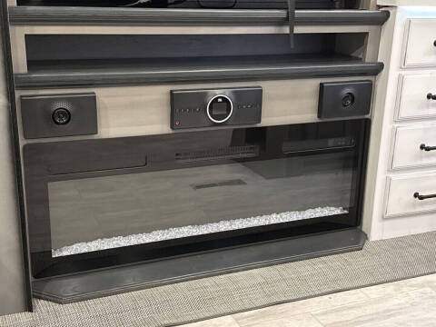 2023 Keystone RV Montana
