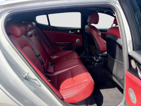 2022 Kia Stinger