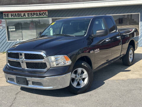 2016 RAM 1500 SLT