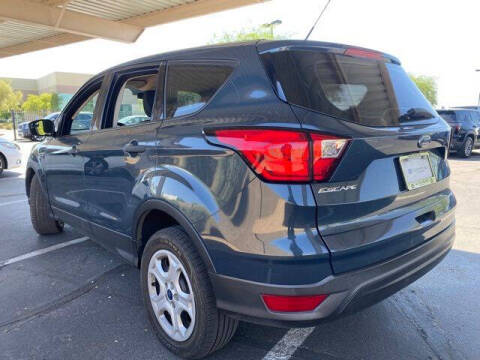 2019 Ford Escape S