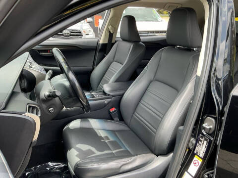 2017 Lexus NX 200t