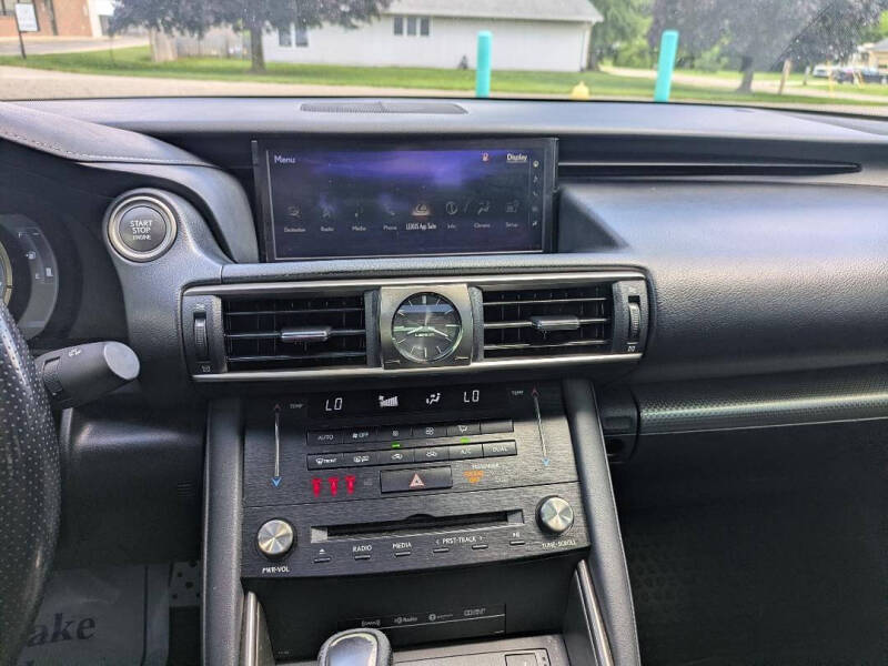 2017 Lexus IS 300