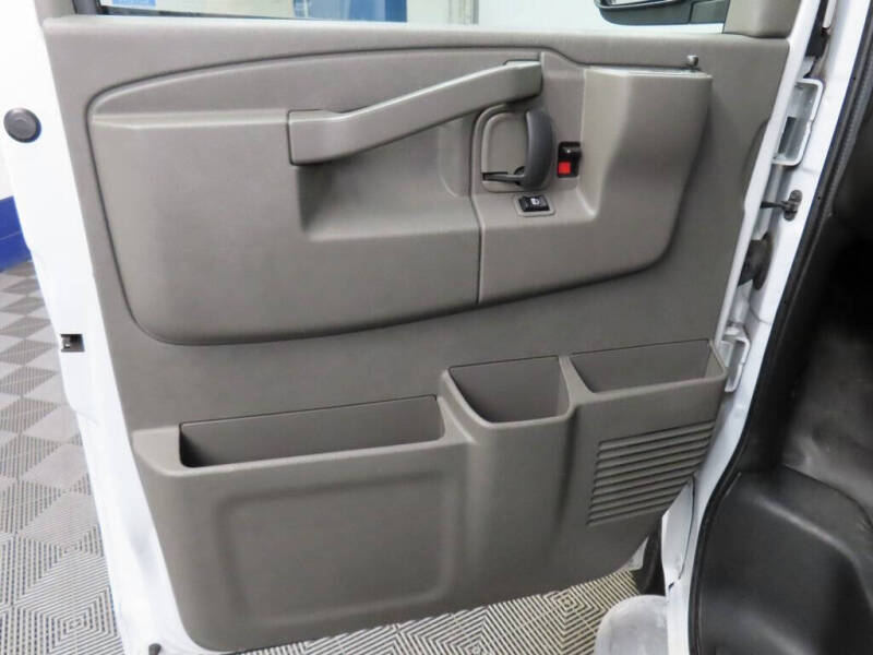 2021 Chevrolet Express 2500