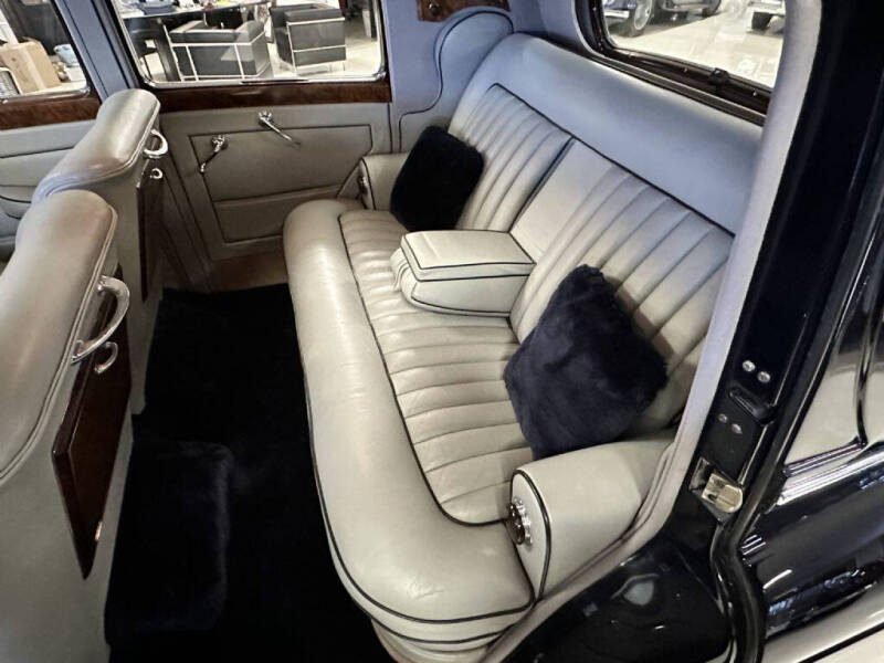 1954 Rolls-Royce Silver Dawn